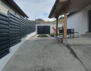 Casa finisata, Sannicoara, acces excelent, intimitate, toate utilitatile