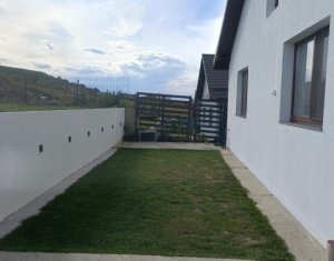 Casa finisata, Sannicoara, acces excelent, intimitate, toate utilitatile
