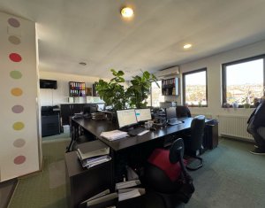 Apartment 4 rooms for sale in Cluj-napoca, zone Iris
