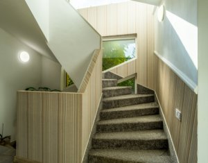Vanzare casa individuala, spatioasa in Gruia teren 657 mp, zona linistita