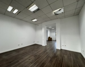 Spatiu birou la vila interbelica, 4 incaperi 2 bai 130mp 1 parcare