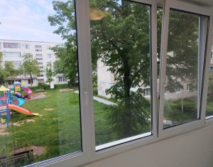 Apartment 3 rooms for rent in Cluj-napoca, zone Manastur