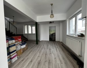 Casa P+M 130mp pt activitati de birou, curte si parcari, zona stadion CFR
