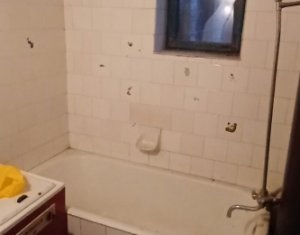 Casa de vanzare in Pata cu teren mare