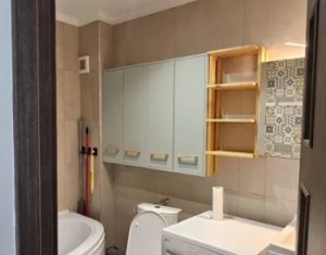 Apartment 3 rooms for sale in Floresti